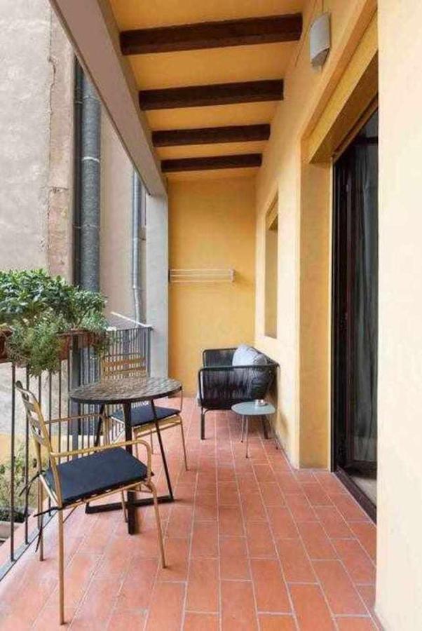 Cozy & Central Apartment Barcelona Bagian luar foto